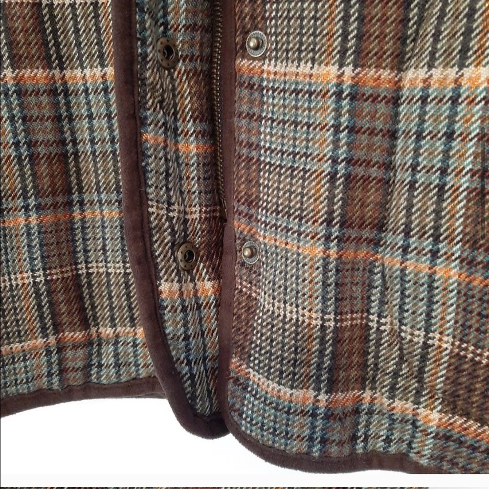 B B Dakota Brown Plaid Fur Hooded Flannel Vest L - Picture 7 of 12